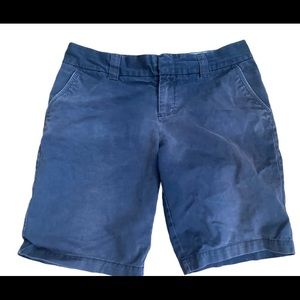 Tommy Hilfiger size 10 navy shorts